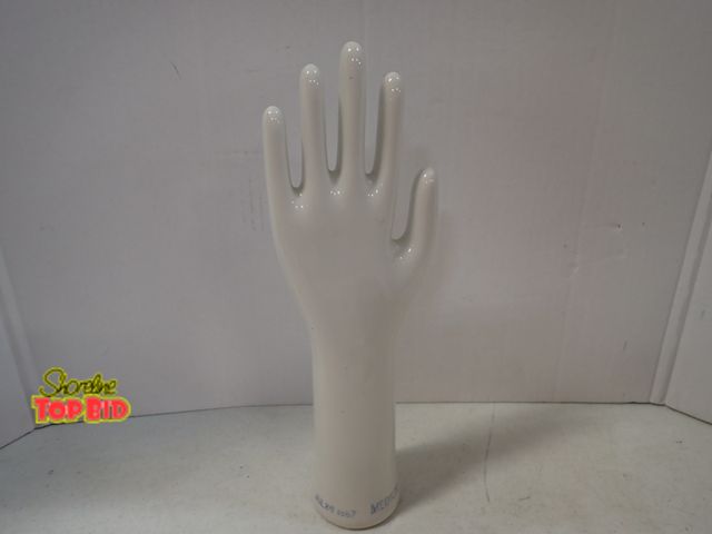 Lot 59-43583 - Vintage 1987 Porcelain Hand Display, General Porcelain Hand Glove Mold 8