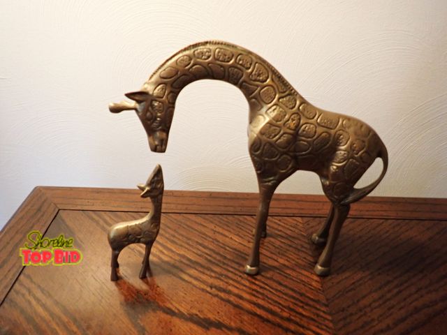 Lot 59-43089 - Vintage Brass Mother and Baby Giraffe Figurine Sculptures, Match to Lot 43088