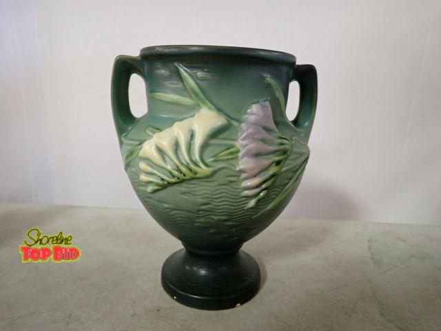 Lot 59-33404 - Roseville Pottery Freesia