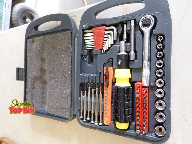Lot 59-21241 - Unused Multi-Tool Kit