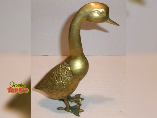 Lot 59-74534 - Vintage Brass Goose Figurine. Measures 11" Tall.