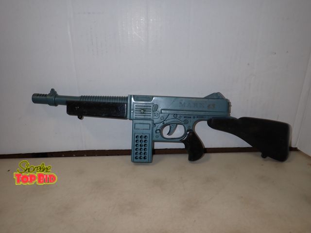 Lot 59-41273 - Vintage Marx Tommy Gun with Working Trigger &amp; Sounding Clicker