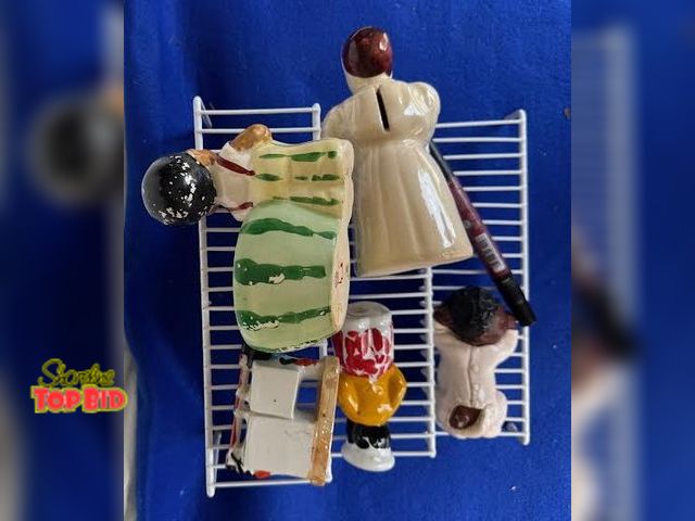 Lot 59-43528 - Five Afro Americana Vintage Ceramic figures.