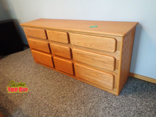 Lot 59-18174 - Beautiful Heavy Oak Custom Made 9-Drawer Dresser Chest Solid Oak 31" x 72" x 18". All Tongue &amp; G...