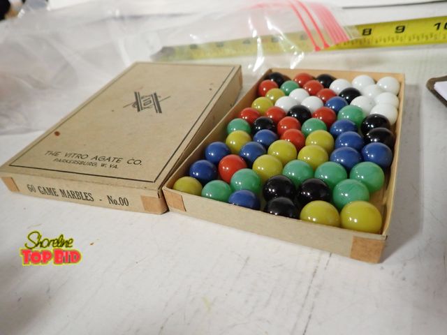 Lot 59-43725 - Vintage Box of 60 Game Marbles by the Vitro Agate Co. No. 00