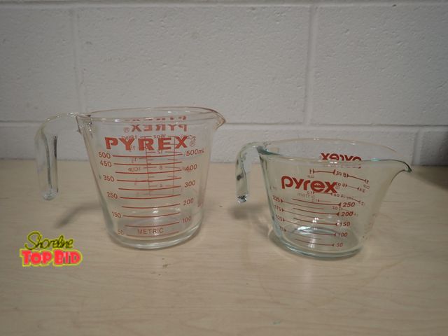 Lot 59-33009 - 2 Pyrex Measuring Cups, Durable High Quality Tempered Glass - 1 cup &amp; 2 cup