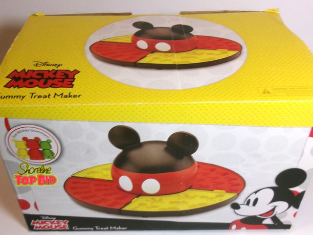 Lot 59-74578 - Disney Mickey Mouse Gummy Treat Maker with 4 Silicone Character Molds NEW - open box. Great Gift!
