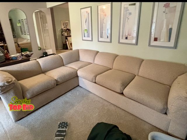 Lot 59-96020 - 2-Pc Sectional, Good Condition