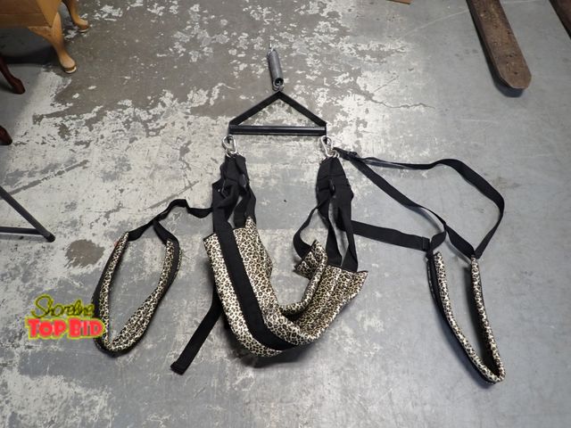 Lot 59-41510 - Adult sex swing with leopard print seat