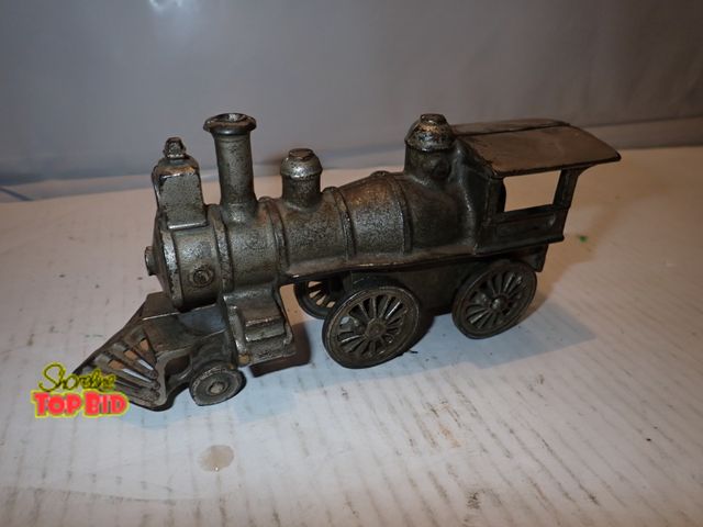 Lot 59-10326 - Cast Iron Toy Steam Locomotive by Hubley 3 1/2" x 7 1/2"