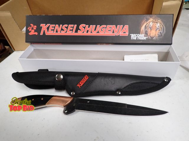 Lot 59-33223 - Kensei Shugenjai Knife