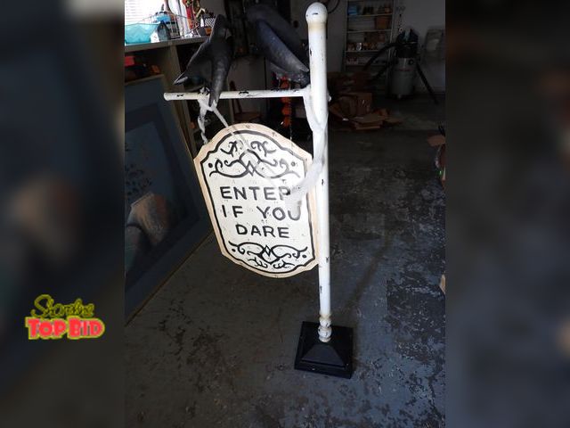 Lot 59-43683 - 5-ft Halloween Prop Sign on Post