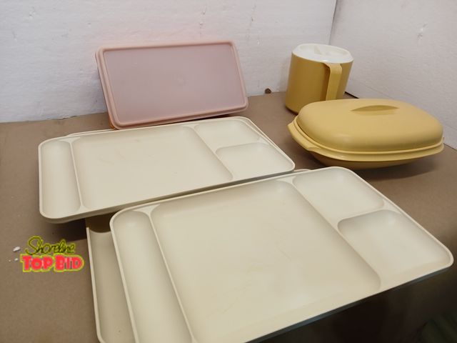 Lot 59-71009 - Tupperware lot &amp; 1 Rubbermaid pitcher