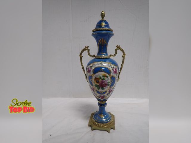 Lot 59-14073 - Beautiful French Vase 12" tall