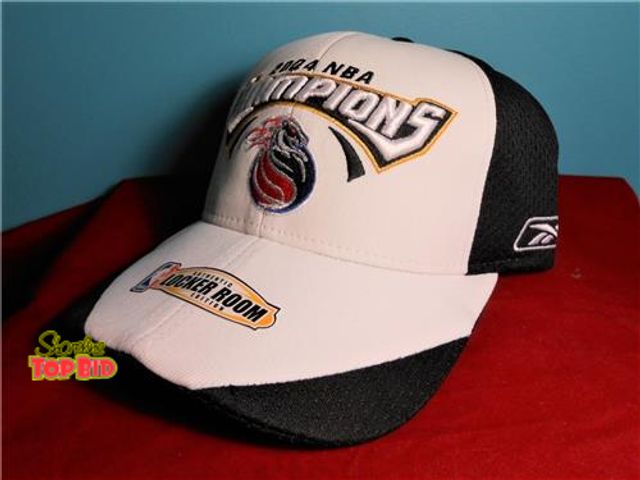 Lot 59-74250 - New Detroit Pistons 2004 World Champions Locker Room Reebok Hat