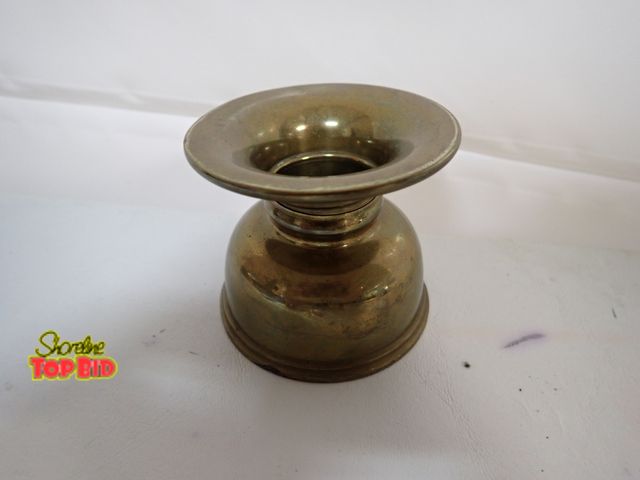 Lot 59-14485 - Salesmans Sample Brass Cuspidor's by Ireland &amp; Matthews Mfg Co, Detroit Mich, 2 1/2" x 2 1/2"