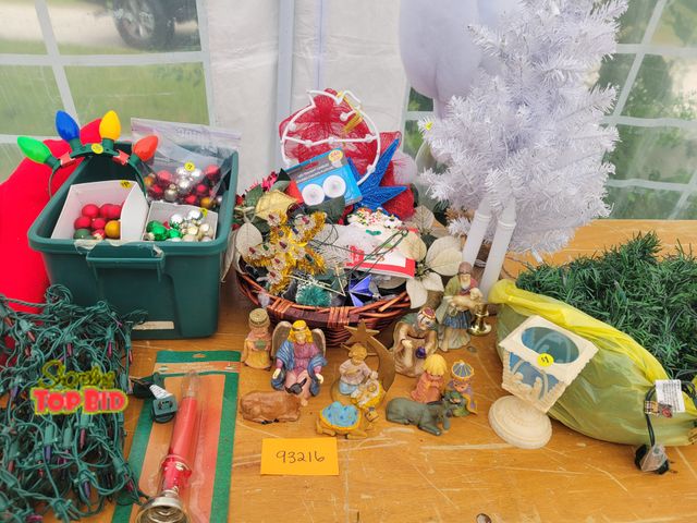 Lot 59-93216 - Christmas Crafting and Decor Lot! This MASSIVE Christmas lot includes all sorts of goodies for your ...
