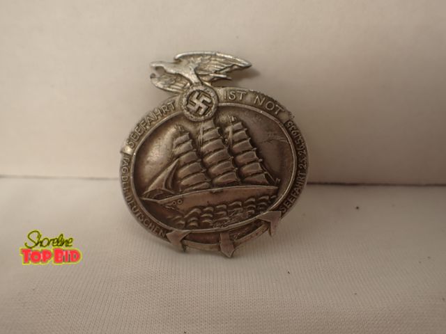 Lot 59-21154 - 1935 Nazi Germany WWII Tinnie Badge