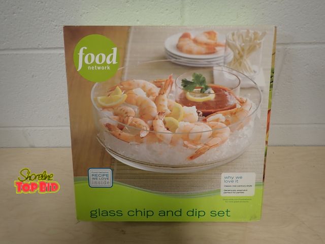 Lot 59-41251 - Food Network Glass Chip &amp; Dip Set - Serving Dishes