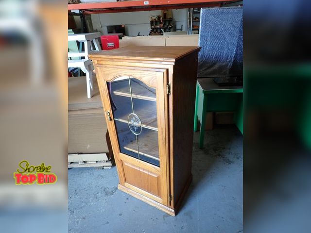 Lot 59-43671 - Solid Oak Display Cabinet with 3 Adjustable Shelves, Leaded/Etched Glass Door 47" x 22"