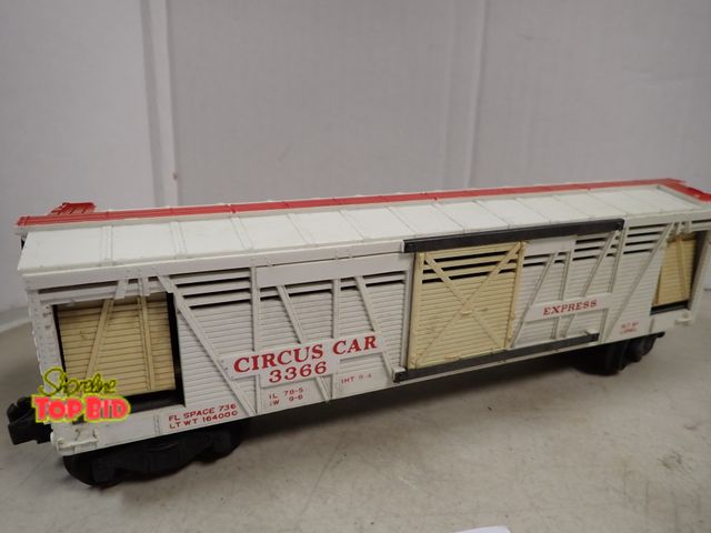 Lot 59-41762 - Lionel postwar 3366 O Gauge operating circus car