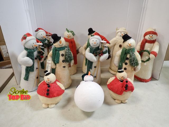 Lot 59-41578 - 12 Snowman Decor Figurines