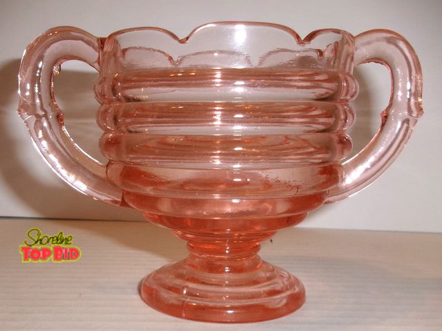 Lot 59-74455 - Vintage Pink Depression Glass Ribbed Scalloped Sugar Bowl - no flaws.