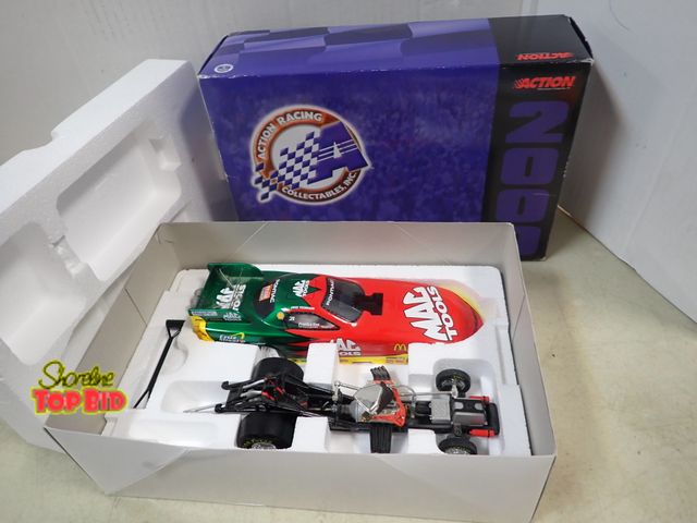 Lot 59-41409 - Action 1:24 Scale Funny Car 2000 Firebird Cast