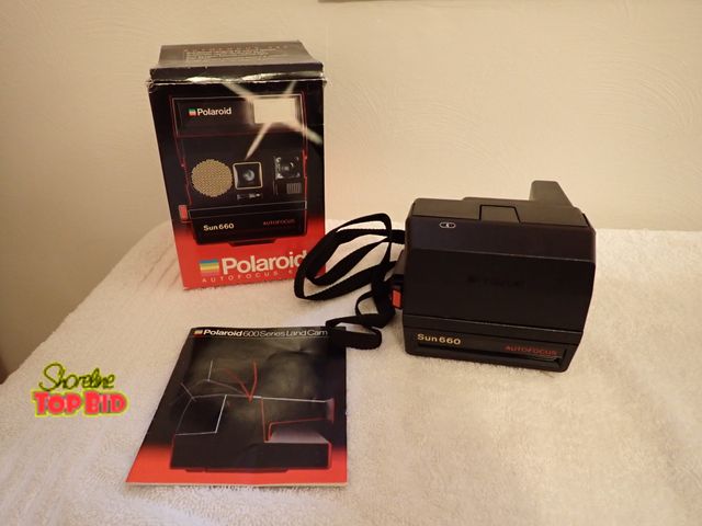 Lot 59-43293 - Polaroid 600 Series Land Camera