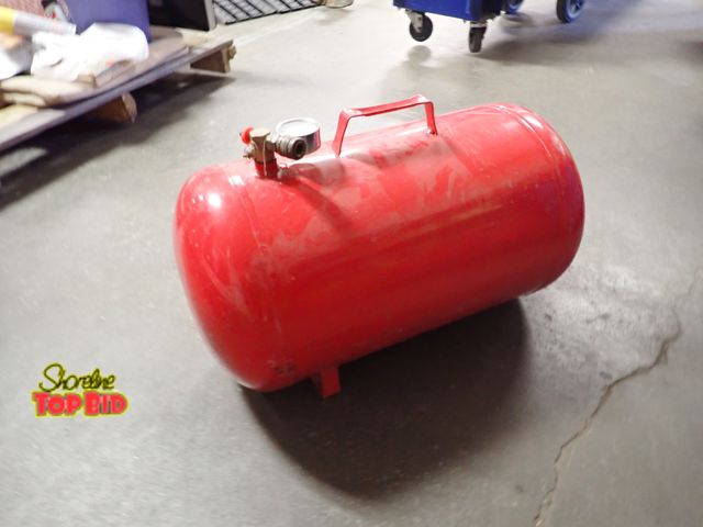 Lot 59-43702 - 5-Gal Air Tank, Portable