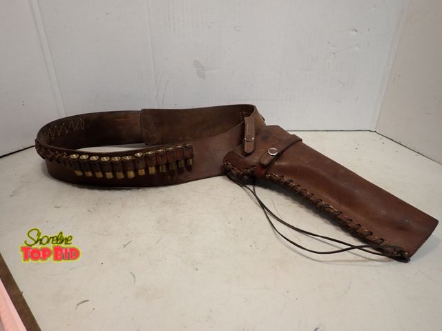 Lot 59-14648 - Vintage Leather Holster &amp; Cartridge Belt. A Shoulder-Slung Bandolier Rig 1960s