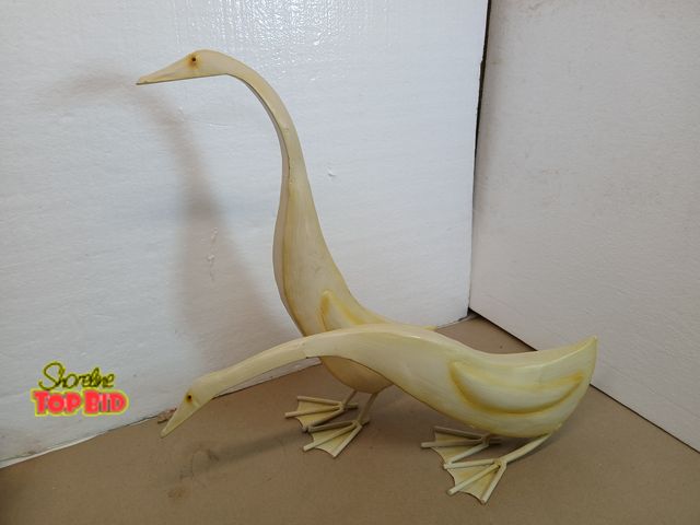 Lot 59-71004 - Vintage metal sculpture Swan