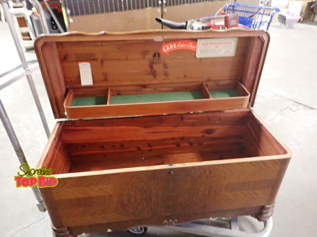 Lot 59-43685 - 1960s Lane Cedar Chest