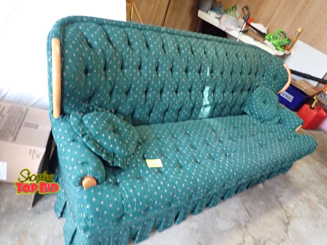 Lot 59-43200 - Green Sofa by La-Z-Boy