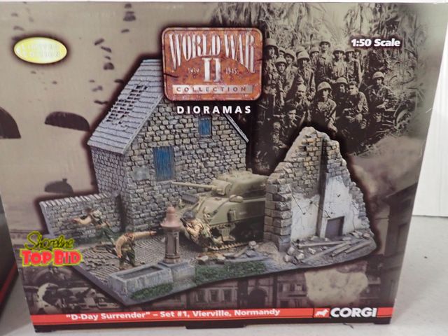 Lot 59-60042 - 2 New World War ii Dioramas 1:50 Scale "D-Day Surrender"