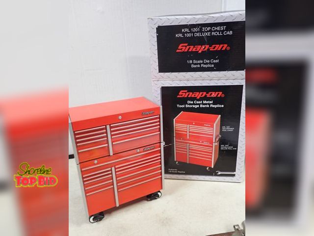 Lot 59-41362 - New Snap-On Diecast Metal Tool Storage Bank Replica 9" x 7" x 3 1/2" with Socket Wrench Key, New