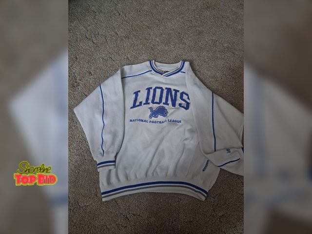 Lot 59-76005 - Men's Detroit Lions sweater size XL