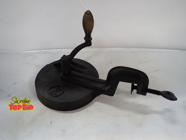 Lot 59-14472 - Ca. 1930 Green Bean Cast Iron Hand Crank Cutter German Food Mill