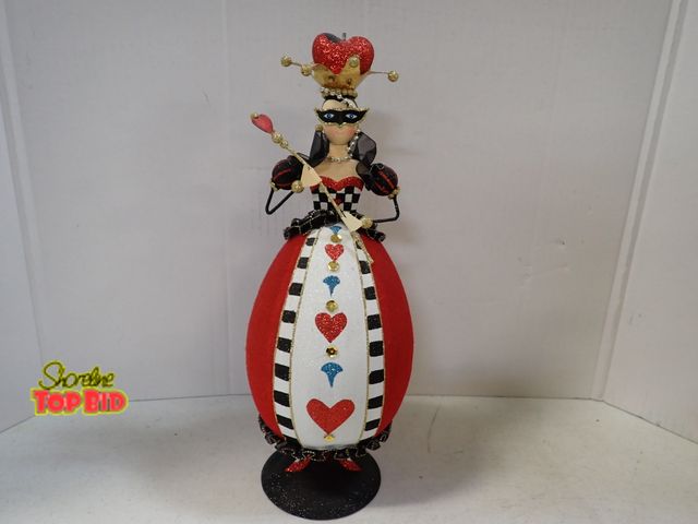 Lot 59-43474 - Pier 1 Queen of Hearts 16" Glittery Figurine