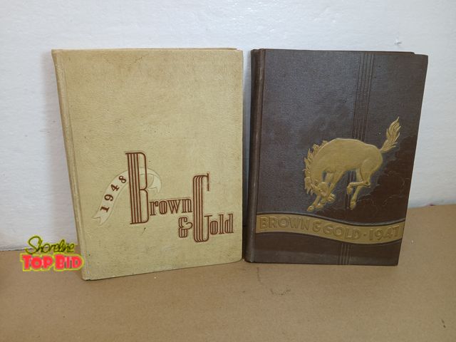 Lot 59-71044 - 1947 1948 western Michigan Broncos year book