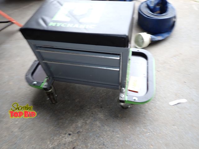 Lot 59-43899 - Mychanic Sidekick Toolbox Stool