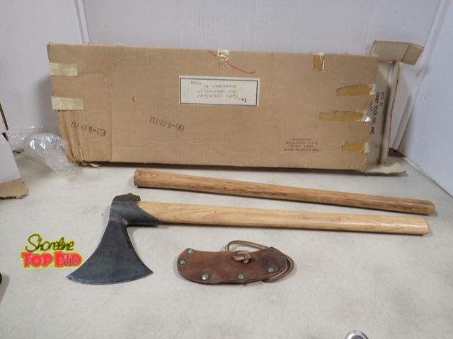Lot 59-41394 - New Hawken Throwing Axe with Sheath &amp; Extra Handle