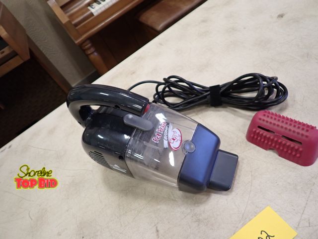 Lot 59-20102 - Pet Hair Eraser Vacuum, Works