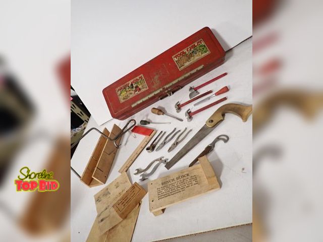 Lot 59-43330 - Vintage Mickey Mouse Themed Metal Toolbox with Tools