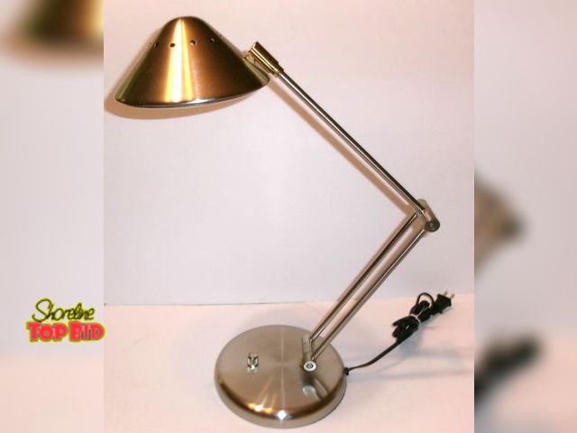 Lot 59-74585 - Vintage 80'sTensor Desk Lamp brushed silver/ chrome mcm Dimmable Halogen UFO design