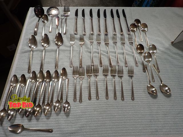 Lot 59-21496 - 57-pc Mid-Century Oneida 1945 Bordeaux Prestige Silver Plate Pattern Ornate Floral and Cluster Desig...