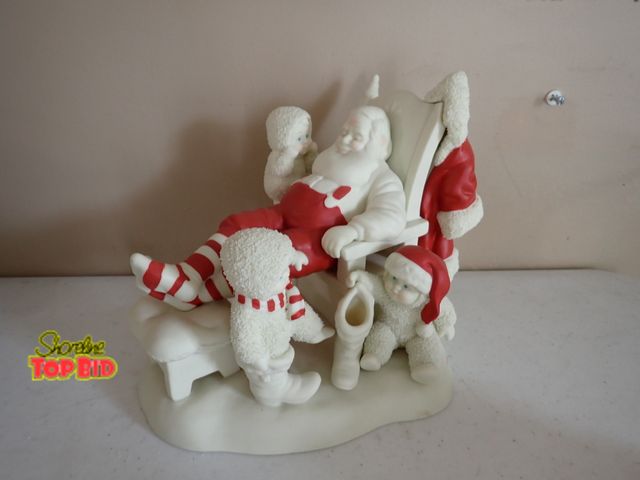 Lot 59-10766 - Dept 56 Santa Needs Time Out Too! Santa and Mrs. Claus Guest Collection