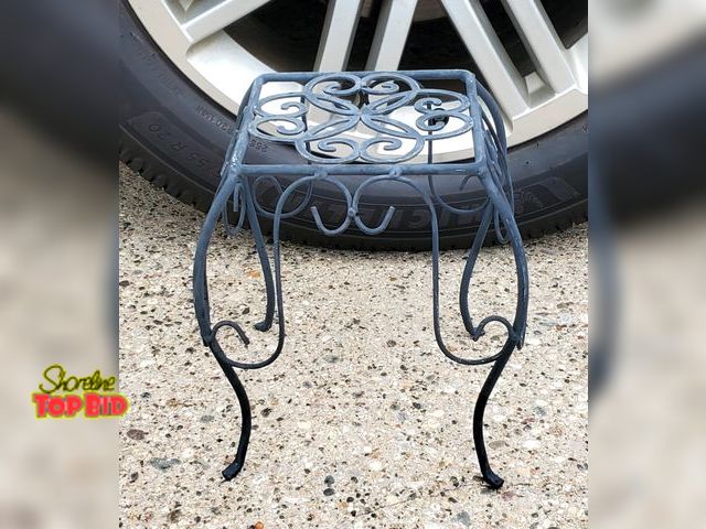 Lot 59-43635 - Small plant stand. Cute small one.