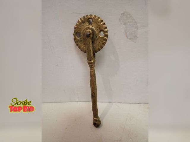 Lot 59-14543 - 19th Century Brass Pastry Cutter or Pie Crimper