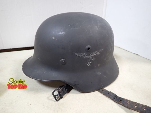 Lot 59-41417 - WWII German Luftwaffe M40 Combat Helmet Complete Liner